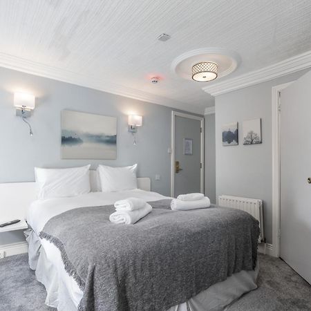 The Waterfront Townhouse Accommodation Κίλκενι Εξωτερικό φωτογραφία